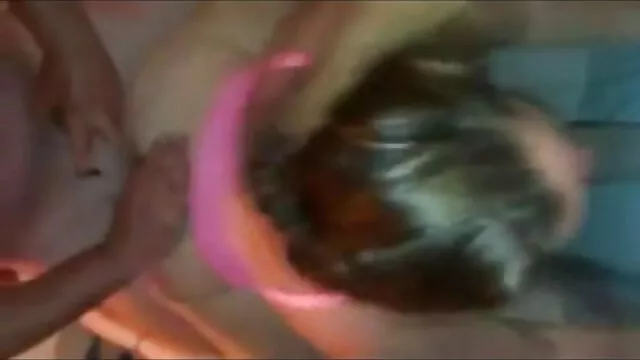 girl sucks երեք անդամներ, դեմքեր, դուստրը անալ պոռնո սիրողական լուսանկարներ.